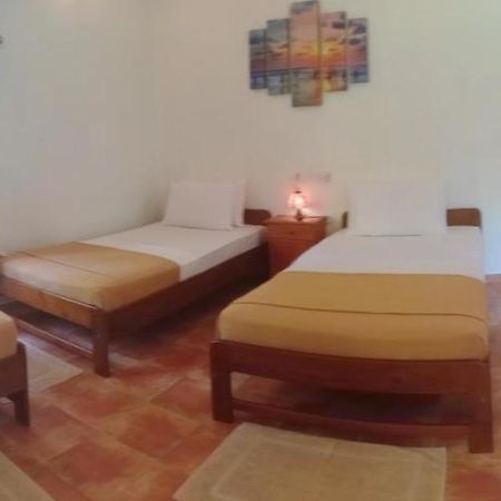 Mango House Japanese Guest House Негомбо Екстериор снимка