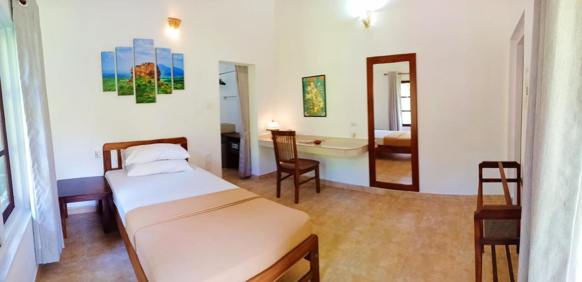 Mango House Japanese Guest House Негомбо Стая снимка