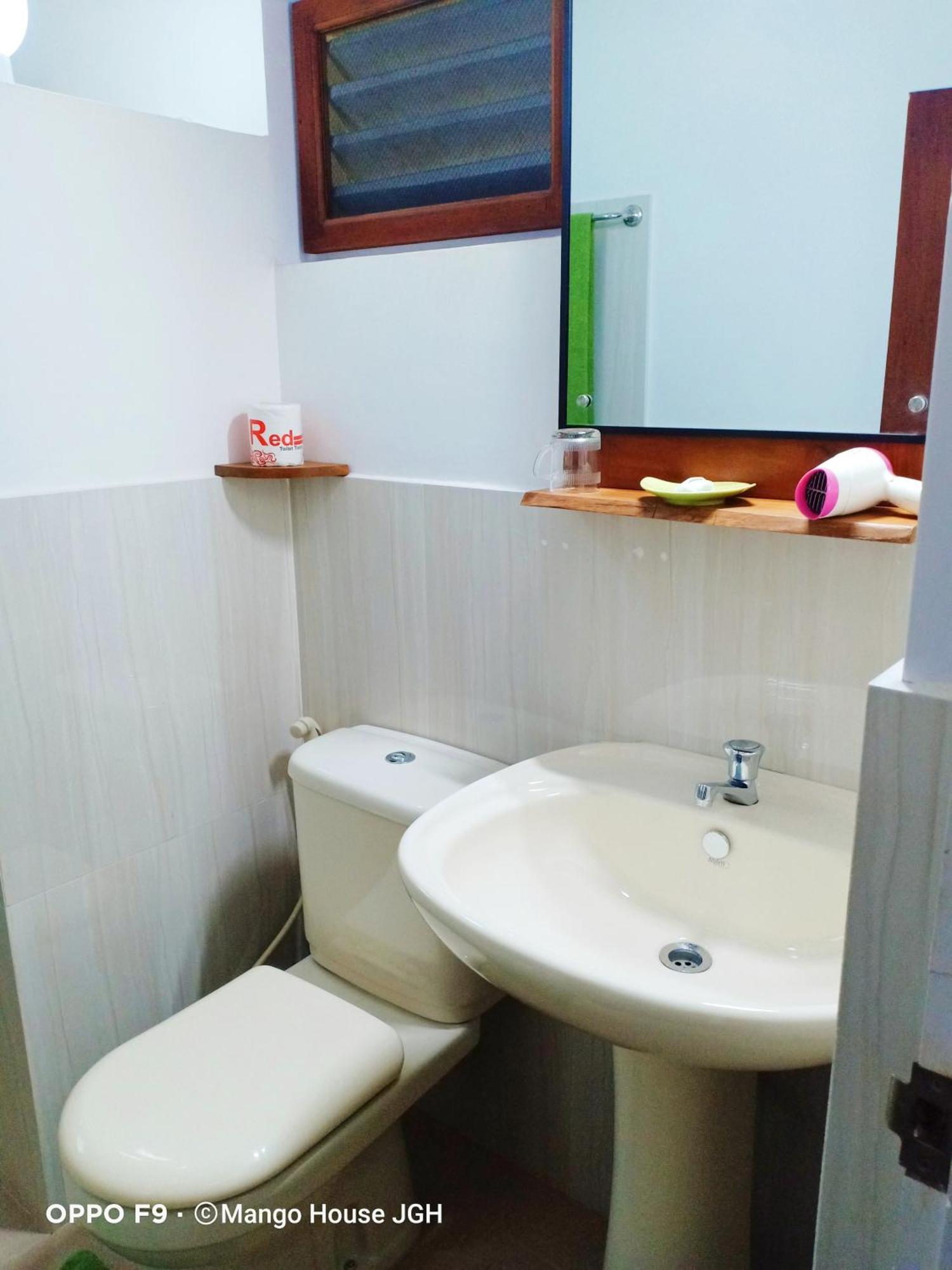 Mango House Japanese Guest House Негомбо Стая снимка